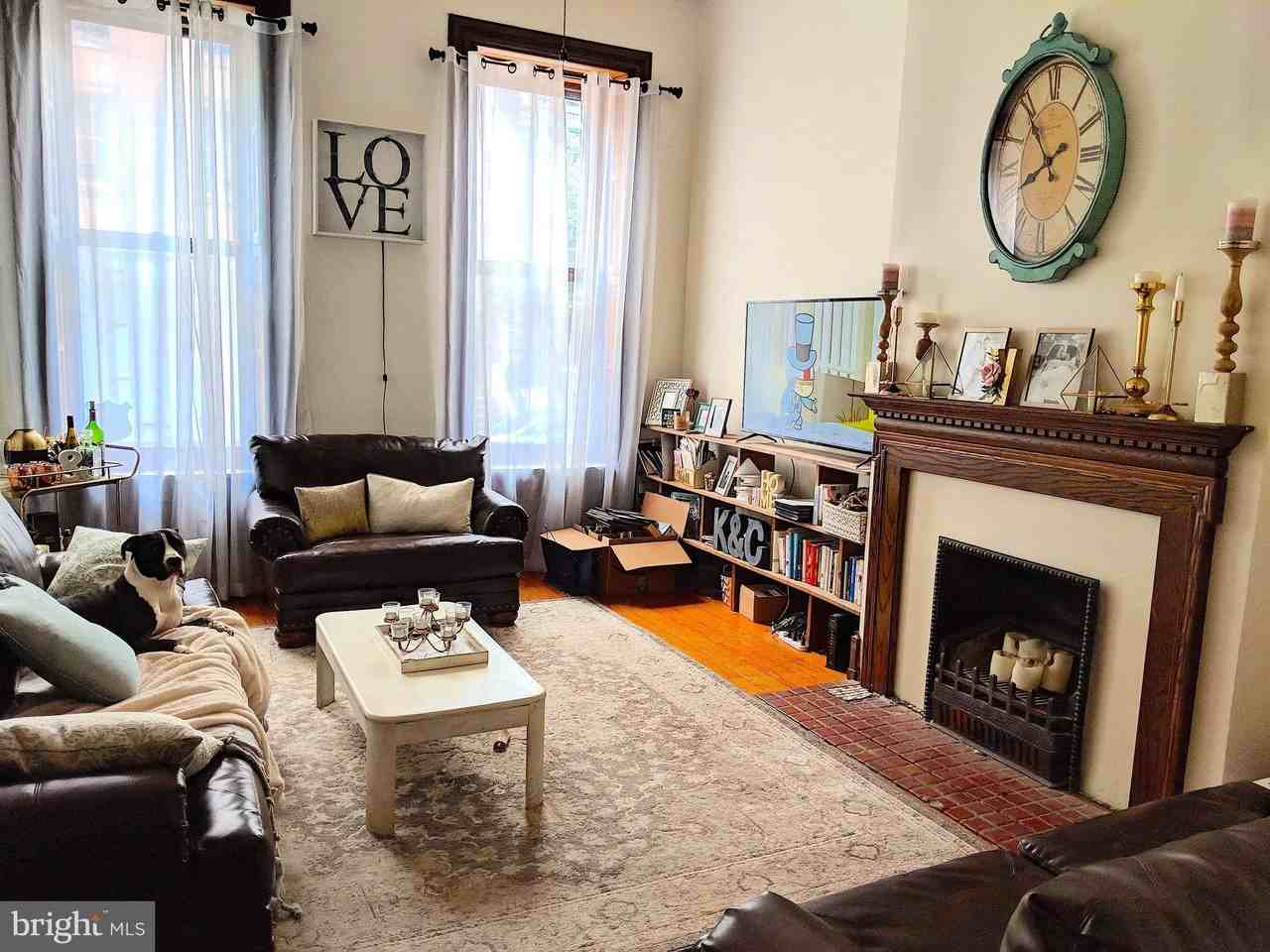1713 Green St #2 - Photo 2 of 10