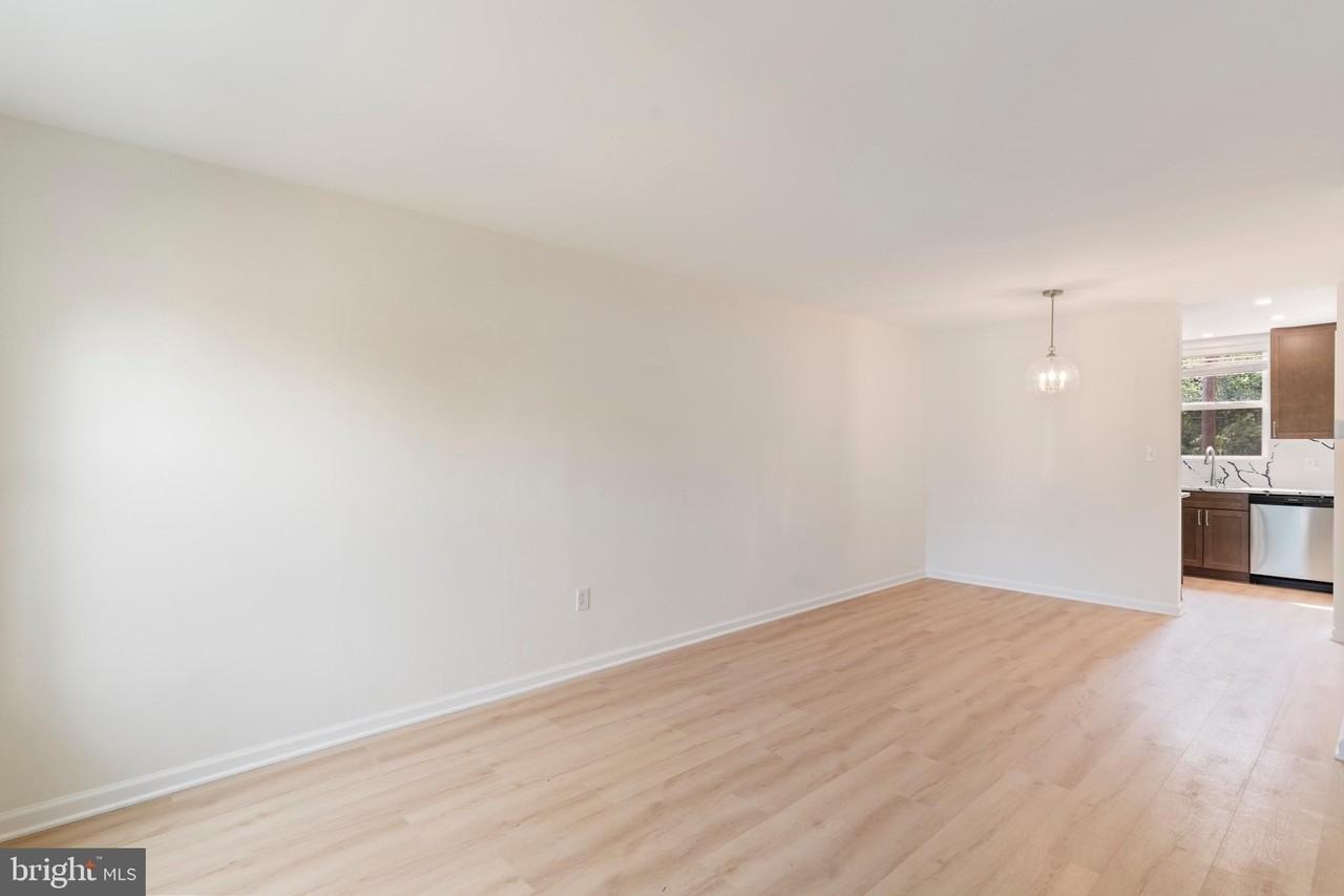 3727 Mark Dr - Photo 5 of 30