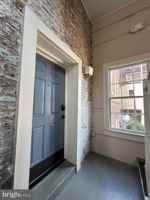 featured image of 202 Hanover St #2D