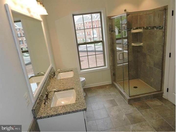 43112 India Wharf Sq - Photo 6 of 27