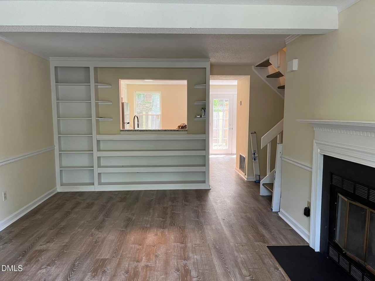 1829 Fox Sterling Dr - Photo 2 of 14