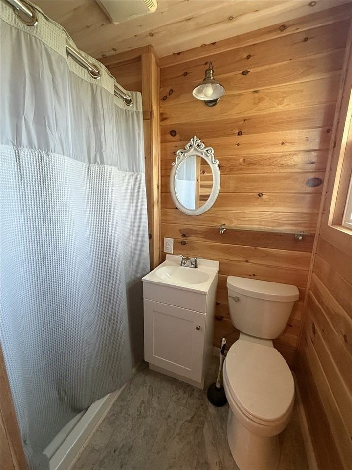 238 Brock Rd - Photo 3 of 9