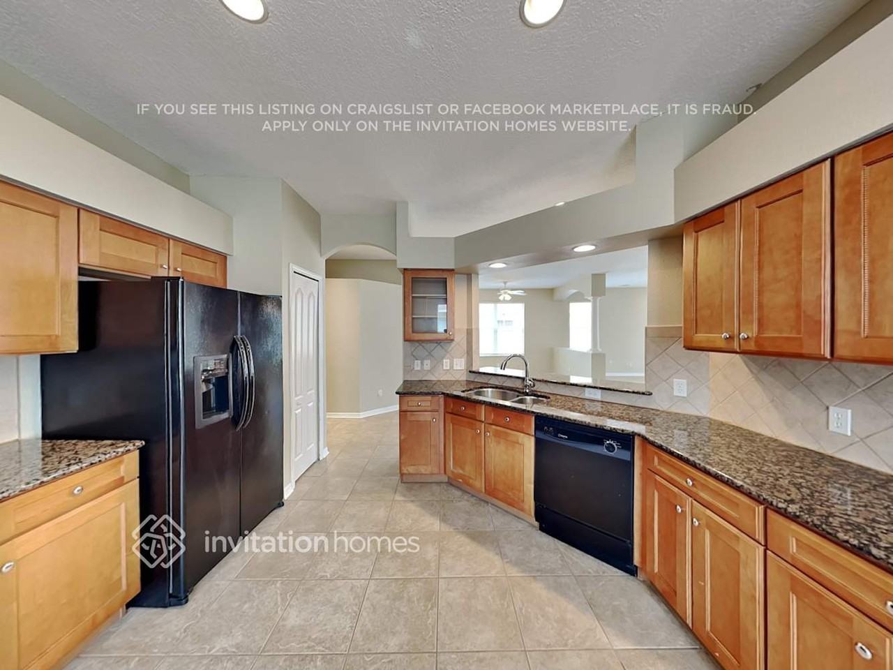 1652 Bonita Bluff Ct - Photo 5 of 19