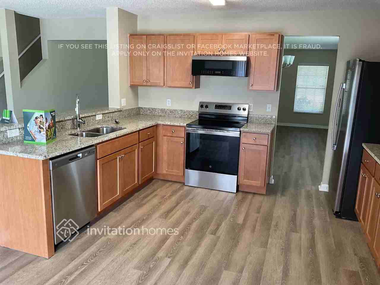 932 Crystal Bay Ln - Photo 4 of 10