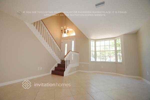 11784 Nw 1st St - Photo 2 of 13