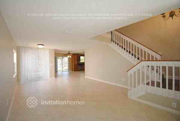 11784 Nw 1st St - Photo 3 of 13