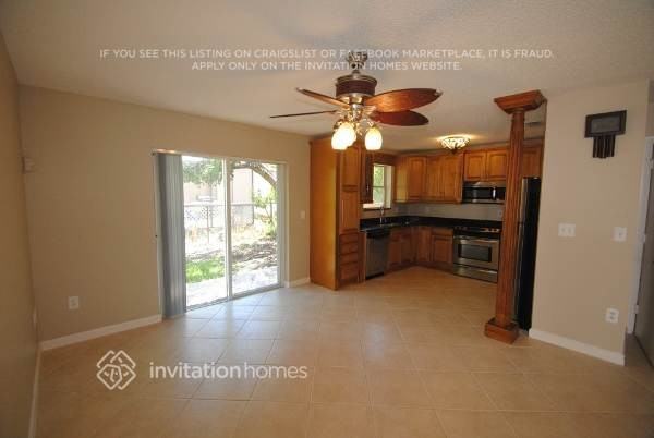 11784 Nw 1st St - Photo 4 of 13