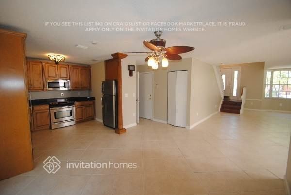 11784 Nw 1st St - Photo 5 of 13