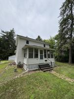 featured image of 825 Burr Oak St #1