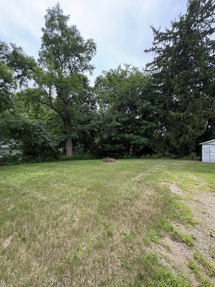 825 Burr Oak St #1 - Photo 5 of 30