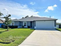 150 Sw Milburn Cir - Photo 1 of 1