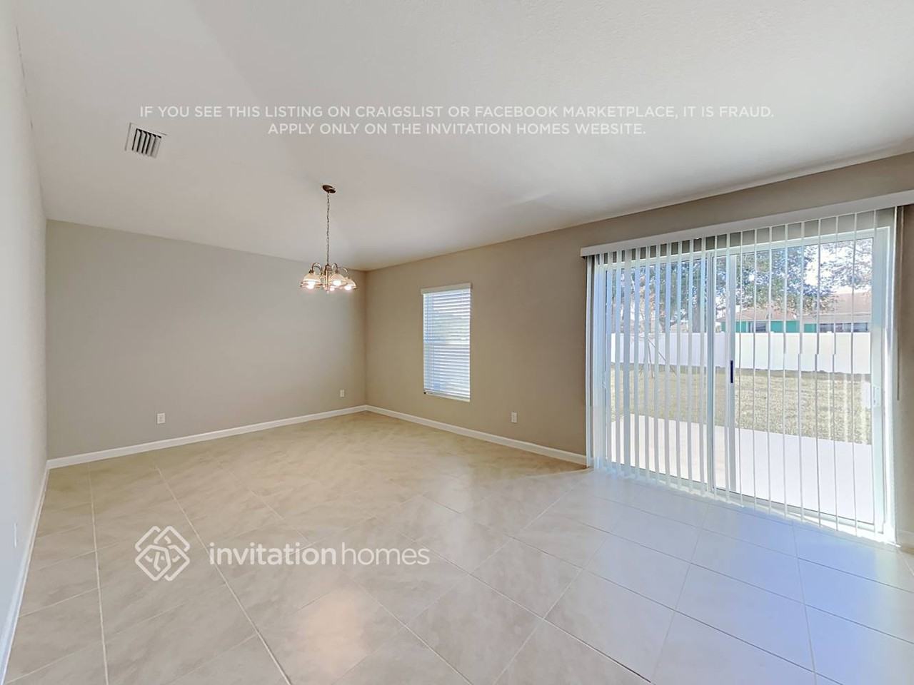 150 Sw Milburn Cir - Photo 4 of 16