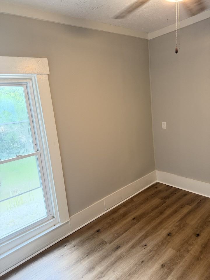 756 Benson Ave #1 - Photo 5 of 9