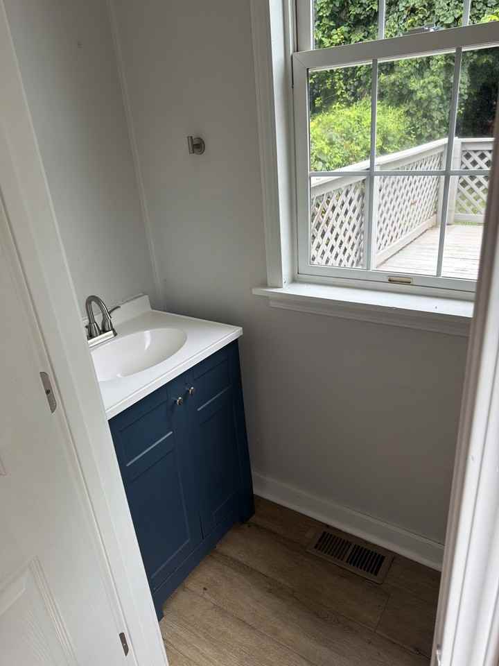 756 Benson Ave #1 - Photo 7 of 9