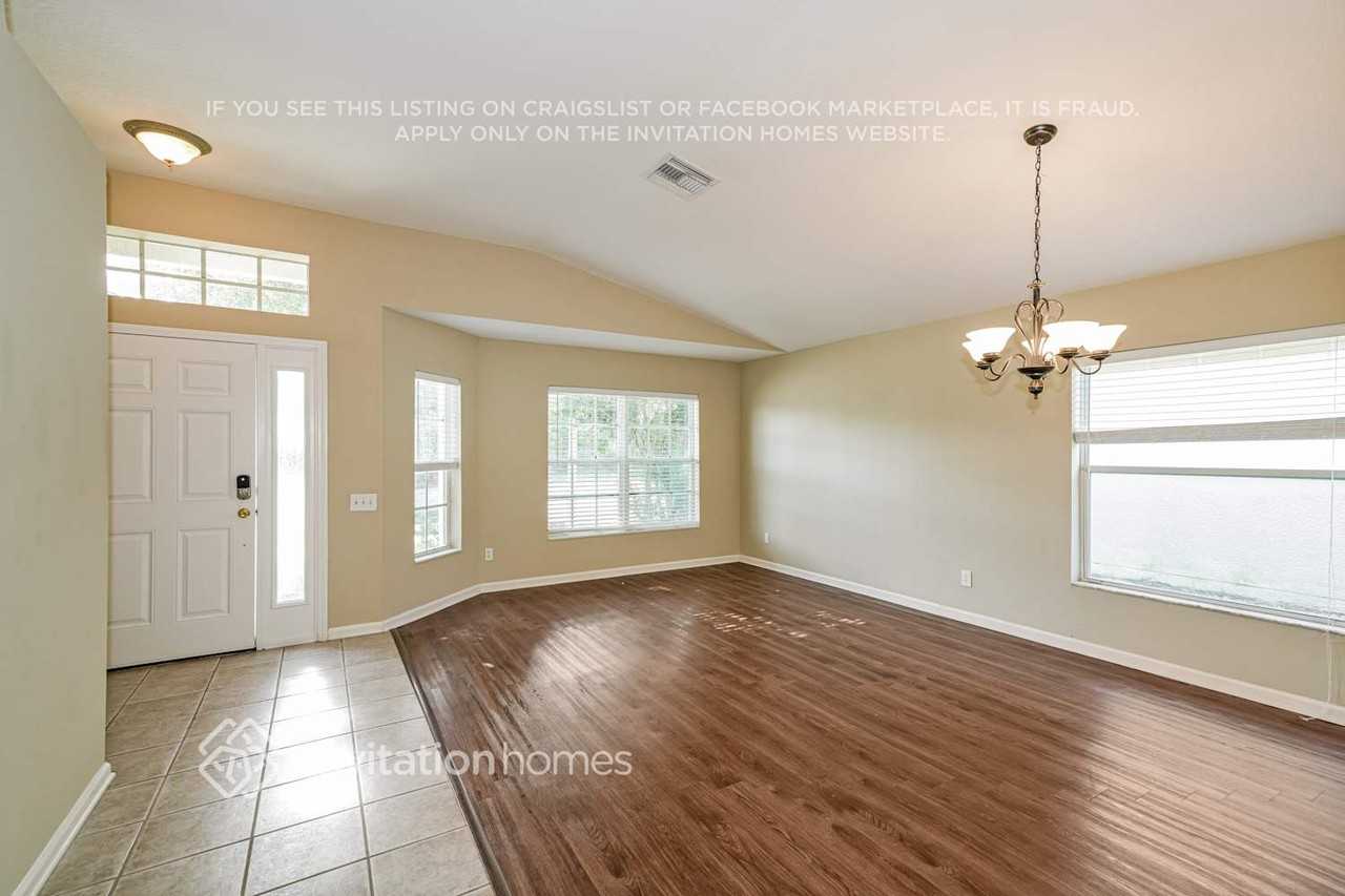 4315 Marchmont Blvd - Photo 4 of 17