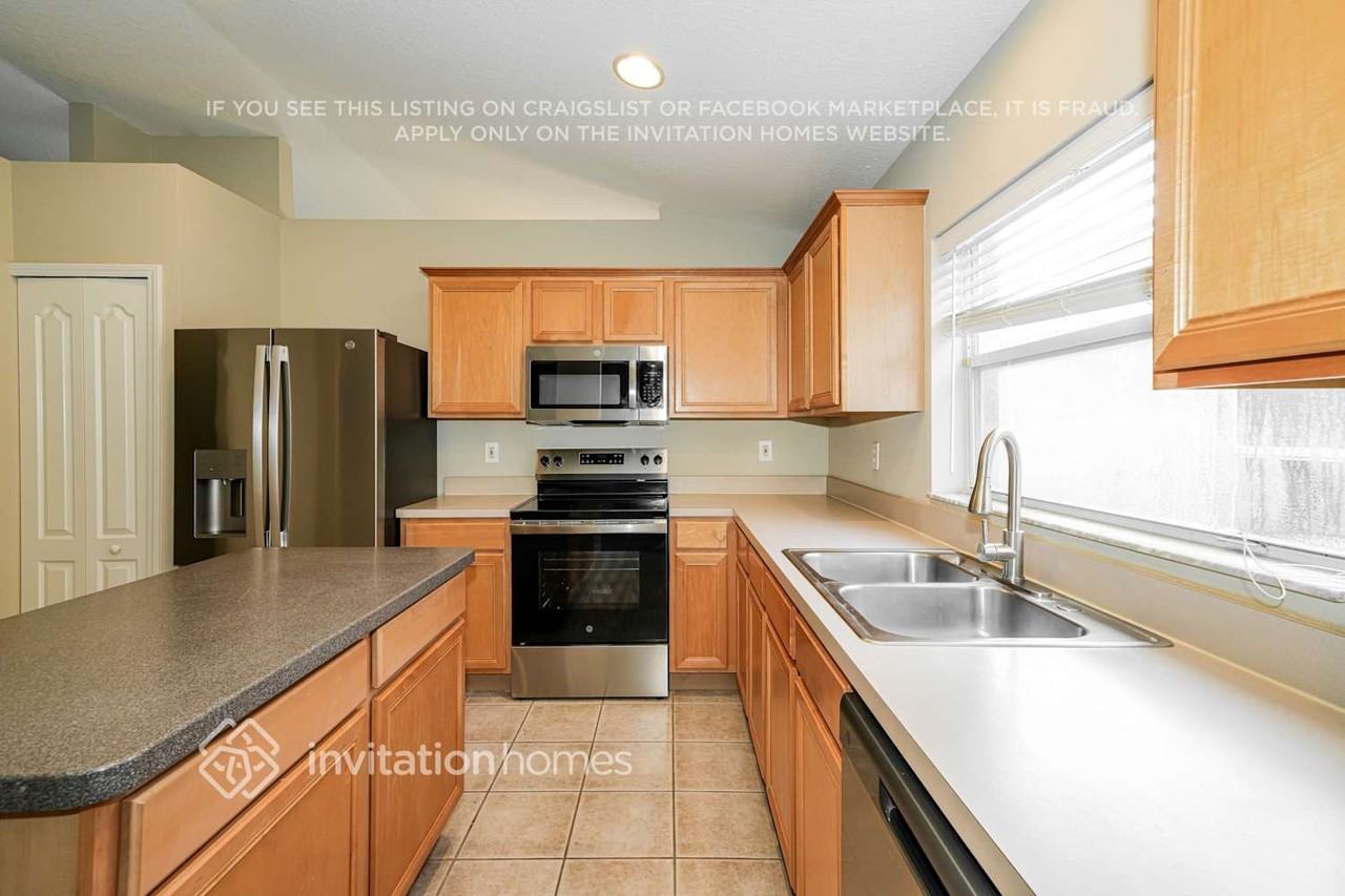 4315 Marchmont Blvd - Photo 5 of 17
