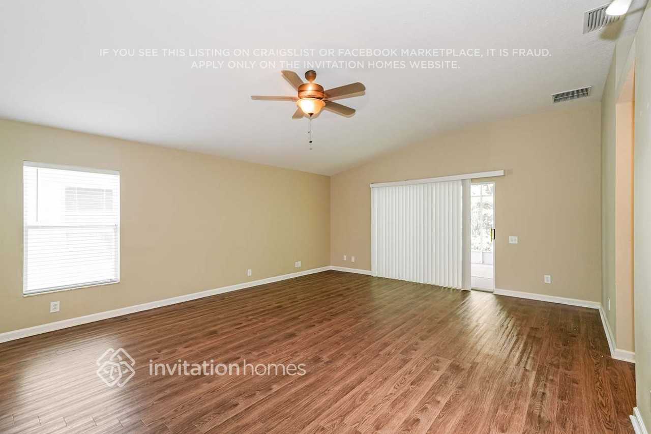 4315 Marchmont Blvd - Photo 7 of 17