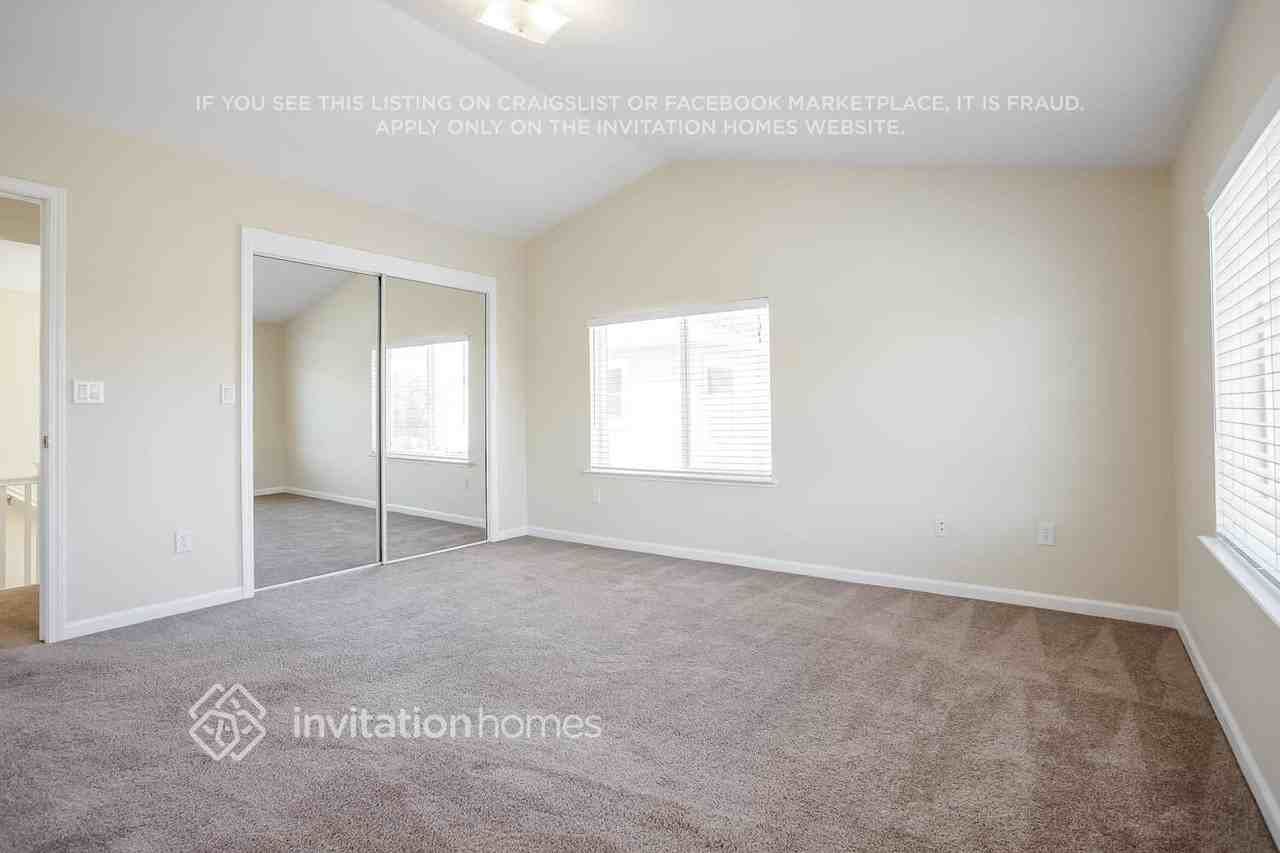 4064 Heaton Ct - Photo 7 of 14