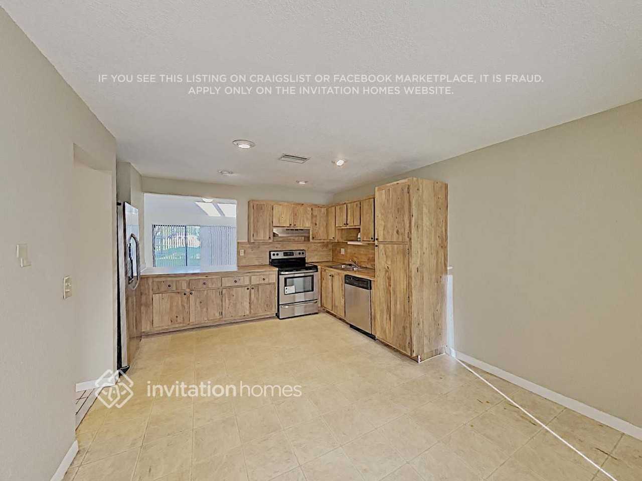381 Deer Creek Wildwood Ln E - Photo 5 of 18
