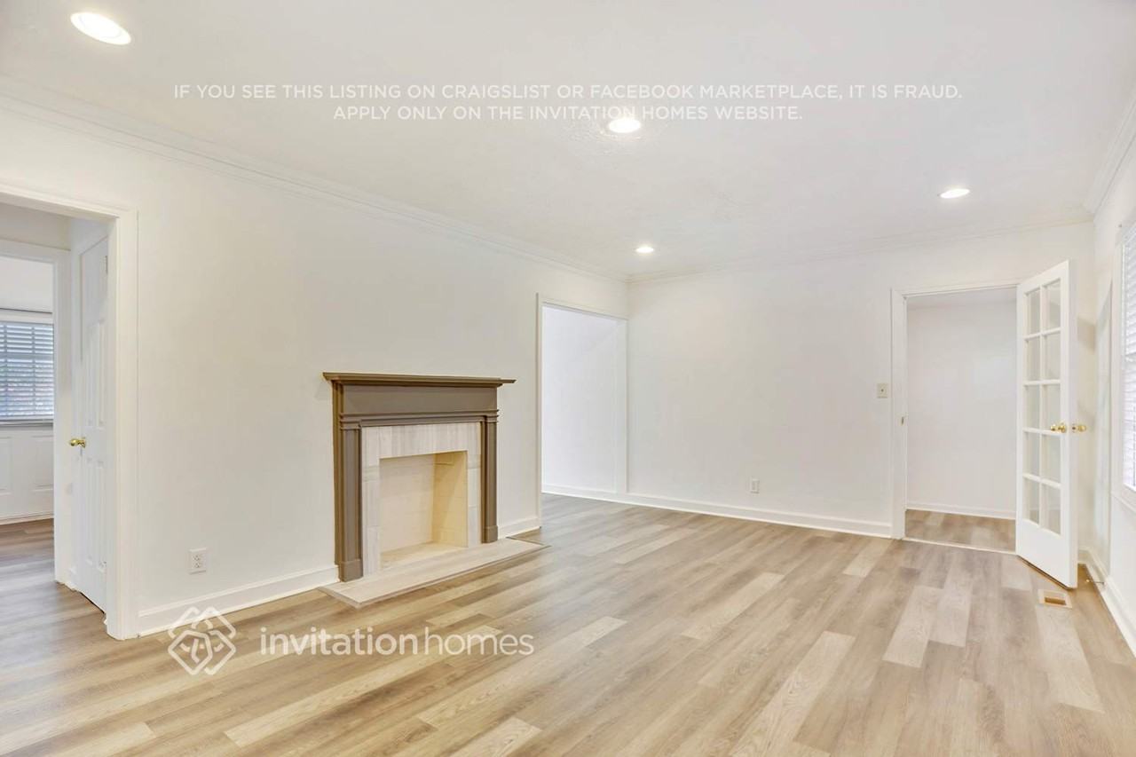 1883 Dresden Dr Ne - Photo 4 of 26
