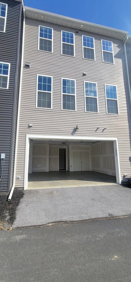 1342 Union Way #1 - Photo 3 of 28