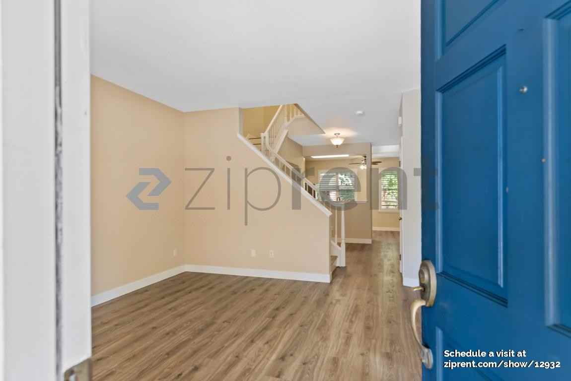139 Concord Cir - Photo 2 of 24