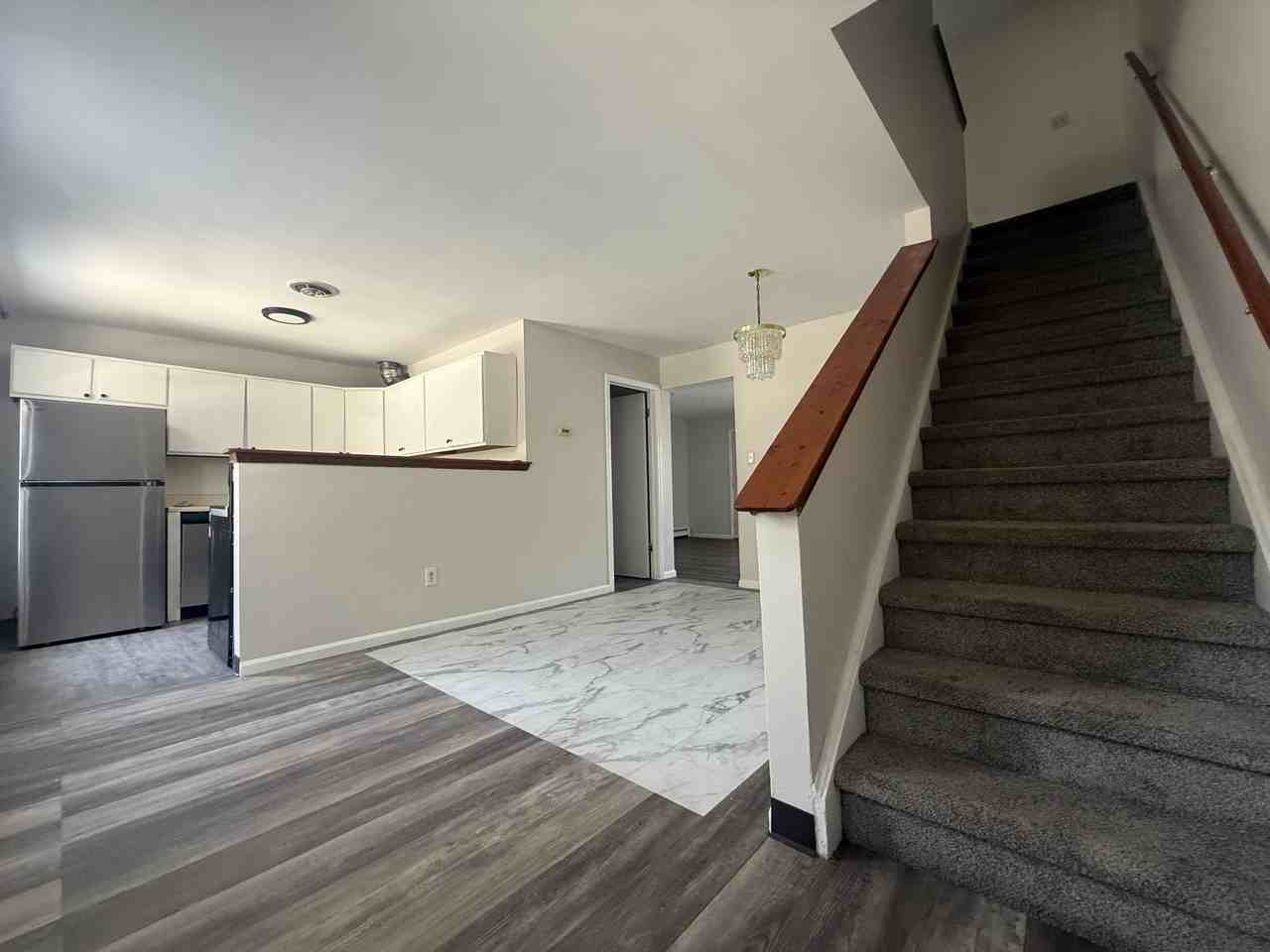 24 Delaware St #2 - Photo 3 of 10