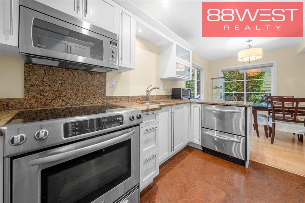 3990 Delbrook Avenue - Photo 6 of 13