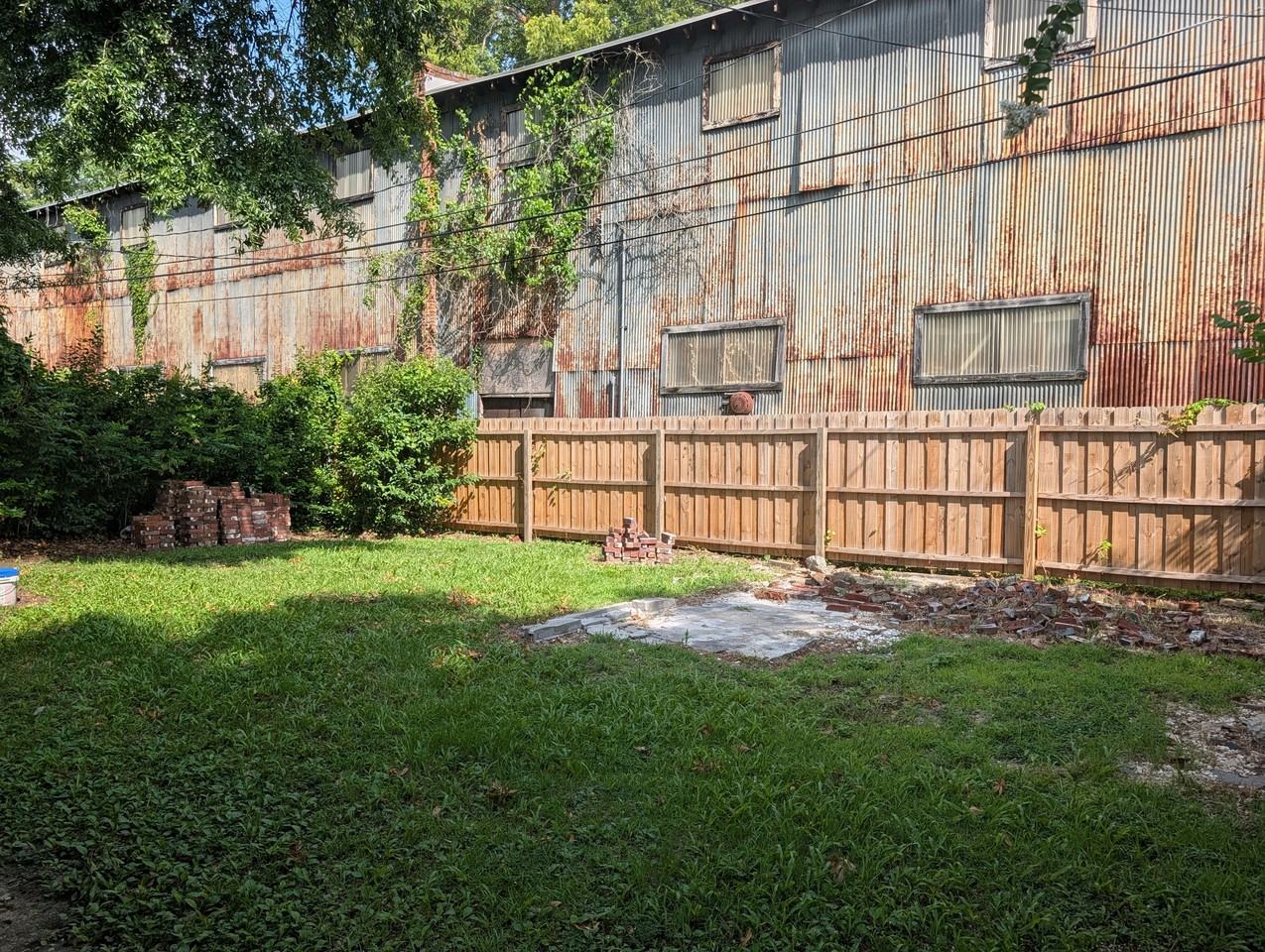 1117 Kinard Ct #1 - Photo 3 of 24