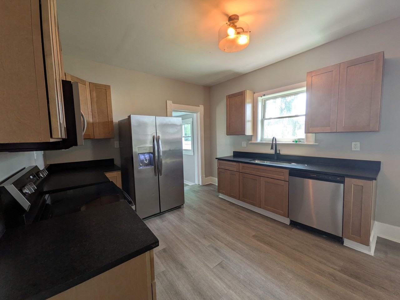 473 E Markison Ave #1 - Photo 5 of 11