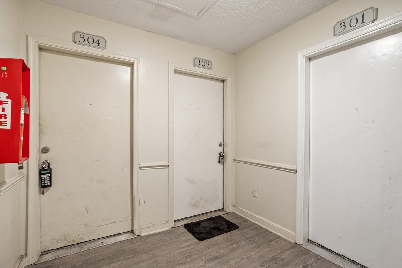 1321 Park Glen Dr #304 - Photo 6 of 26