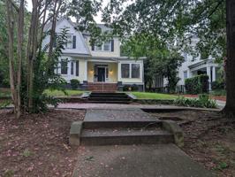 featured image of 1907 Pendleton St #2
