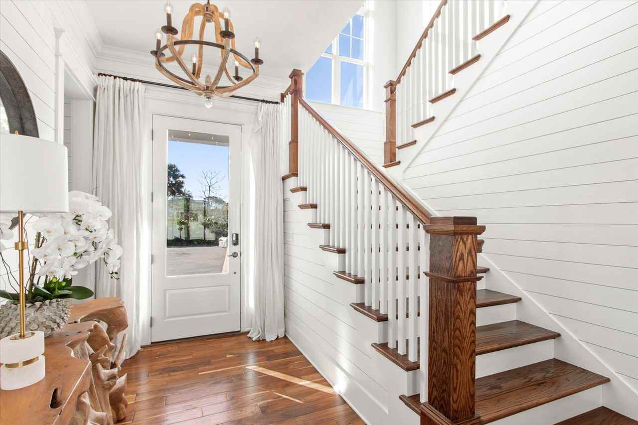 255 41st Ave S #1 - Photo 7 of 40