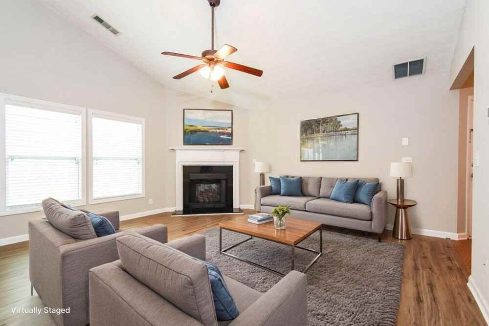 210 Winterbury Dr - Photo 3 of 19