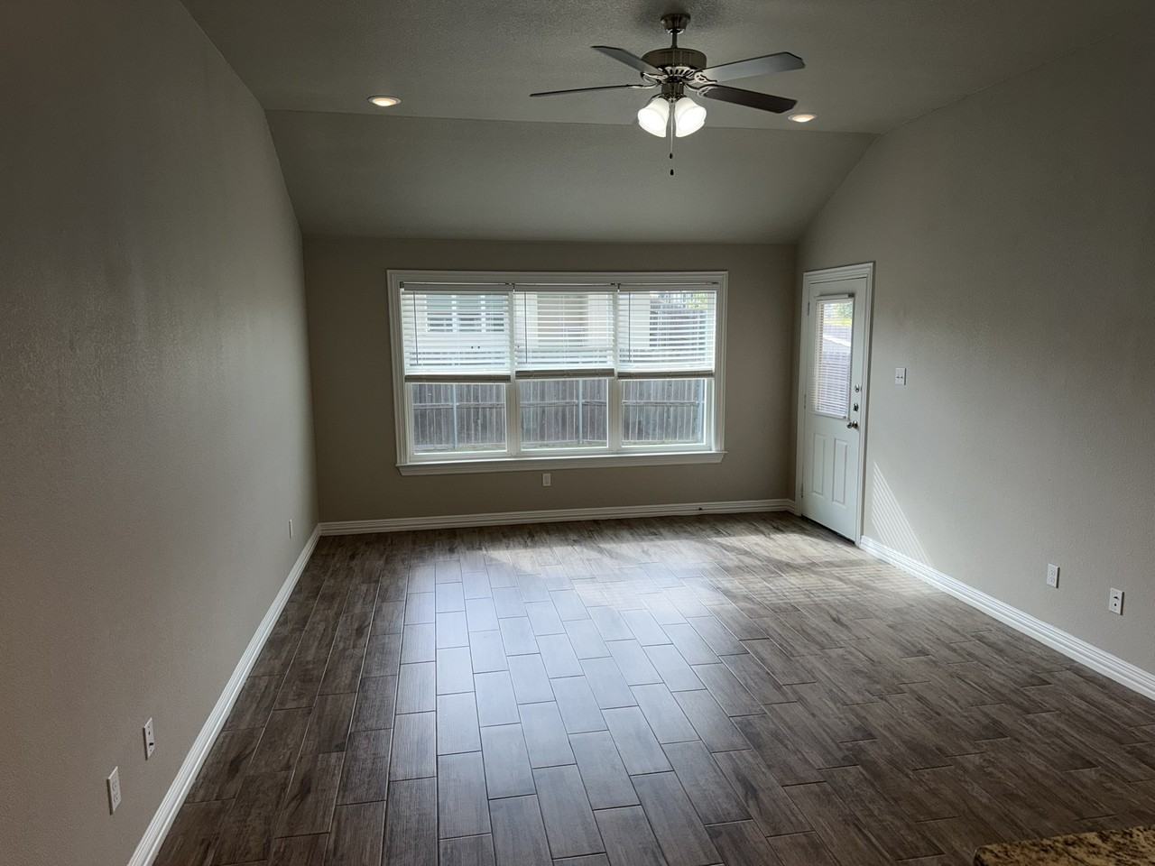 3347 Bordon Drive - Photo 4 of 16