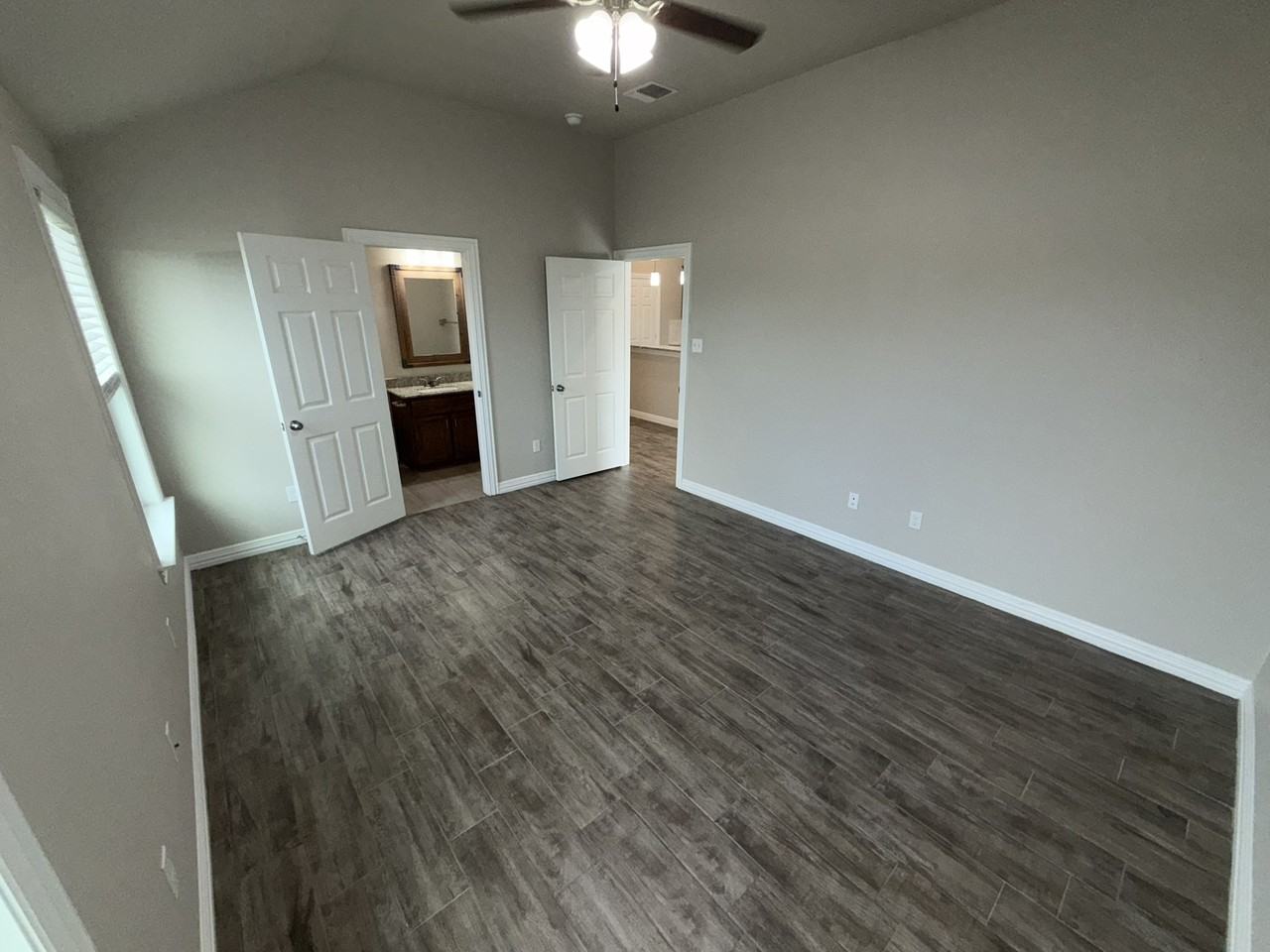 3347 Bordon Drive - Photo 5 of 16