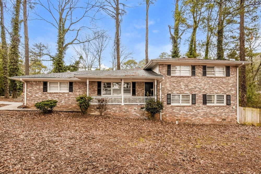 2500 Pine Branch Way