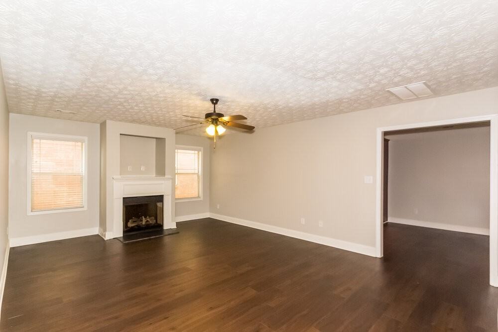 117 Daisy Cir - Photo 2 of 16
