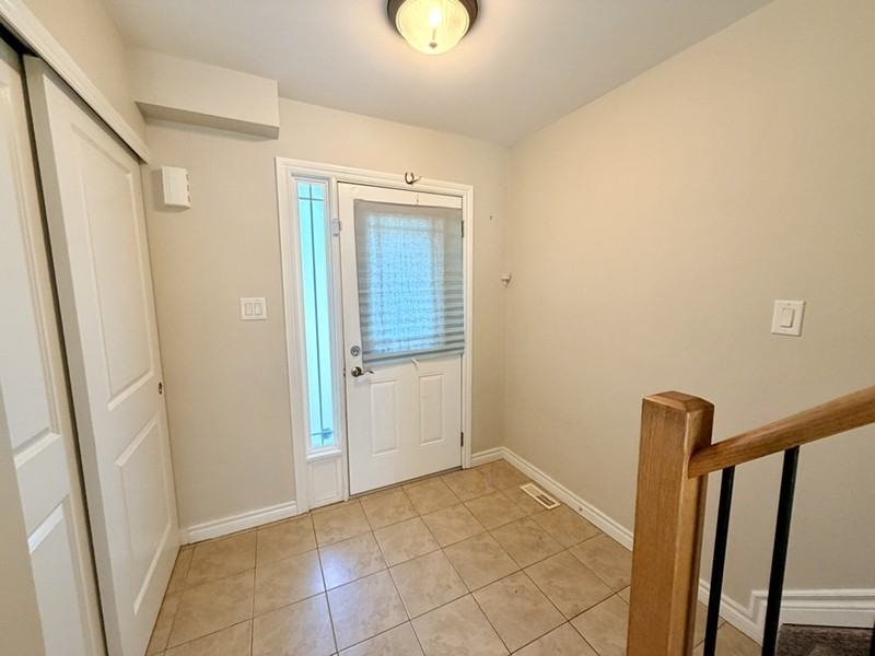 204 Alva St - Photo 3 of 23