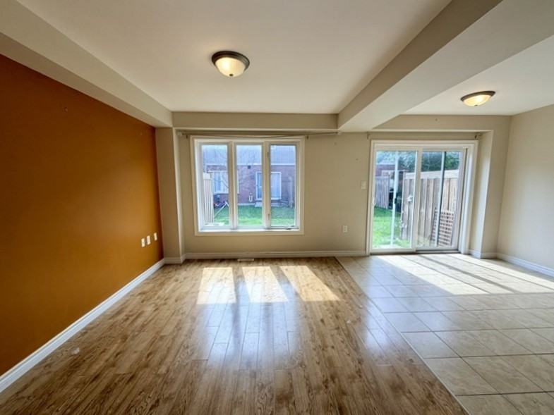204 Alva St - Photo 6 of 23