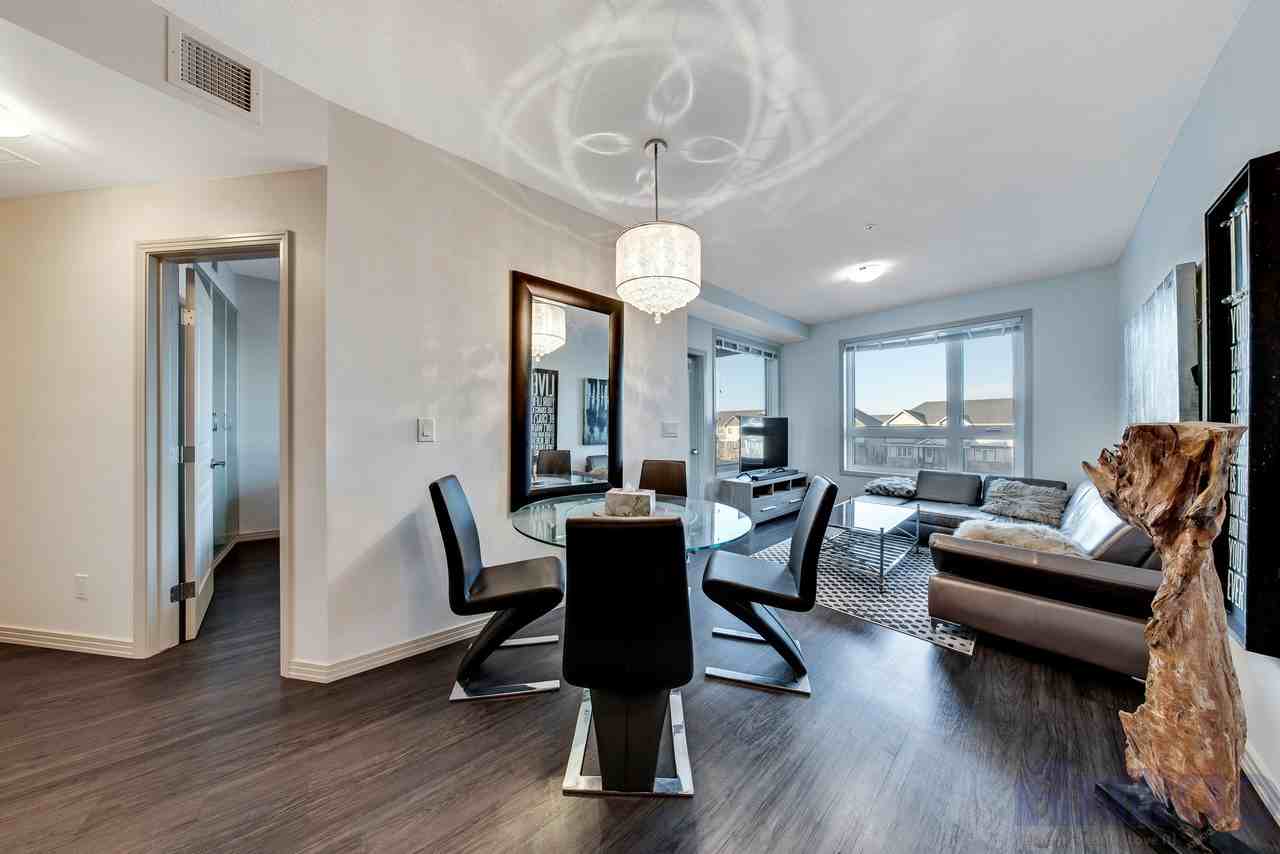 223 Evergreen Sq - Photo 6 of 16