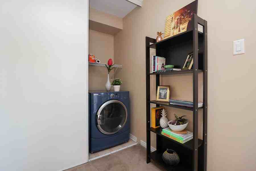179 Fordham Pvt - Photo 7 of 19