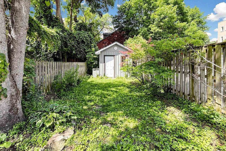 368 Howland Avenue - Photo 27