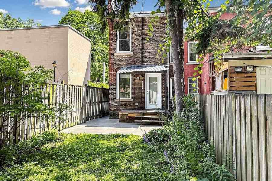 368 Howland Avenue - Photo 26