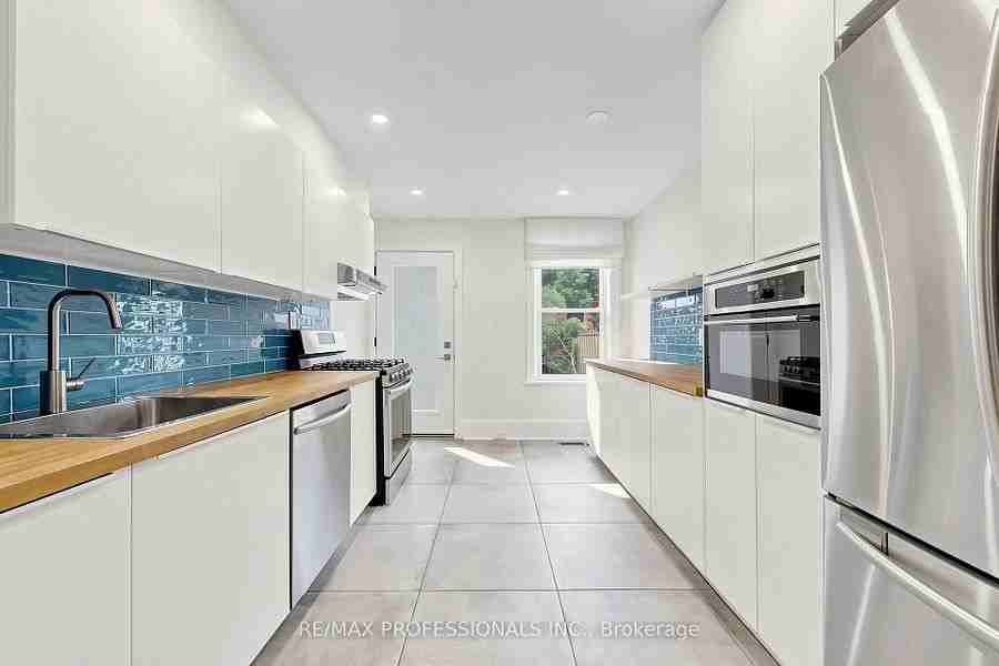 368 Howland Avenue - Photo 14