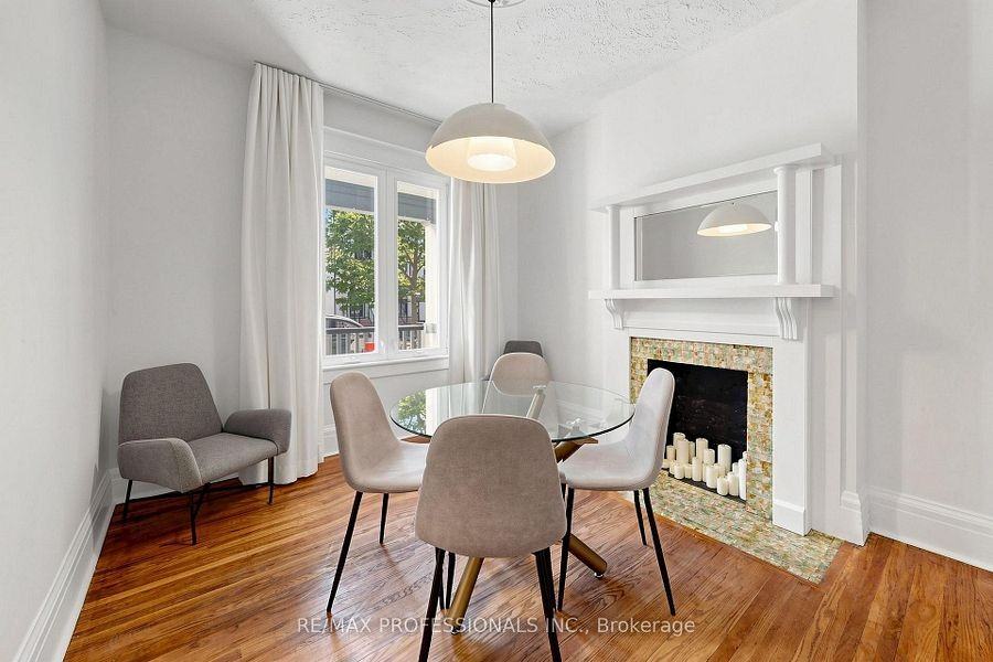 368 Howland Avenue - Photo 9