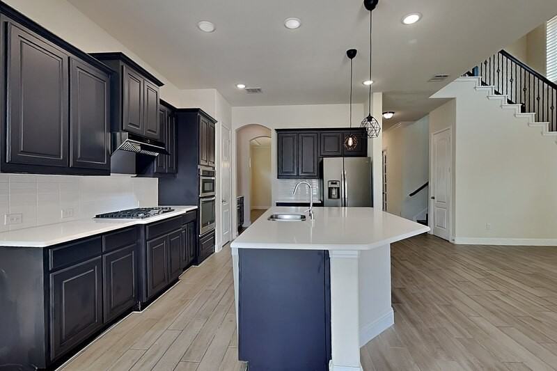 17534 Sequoia Dr - Photo 5 of 19