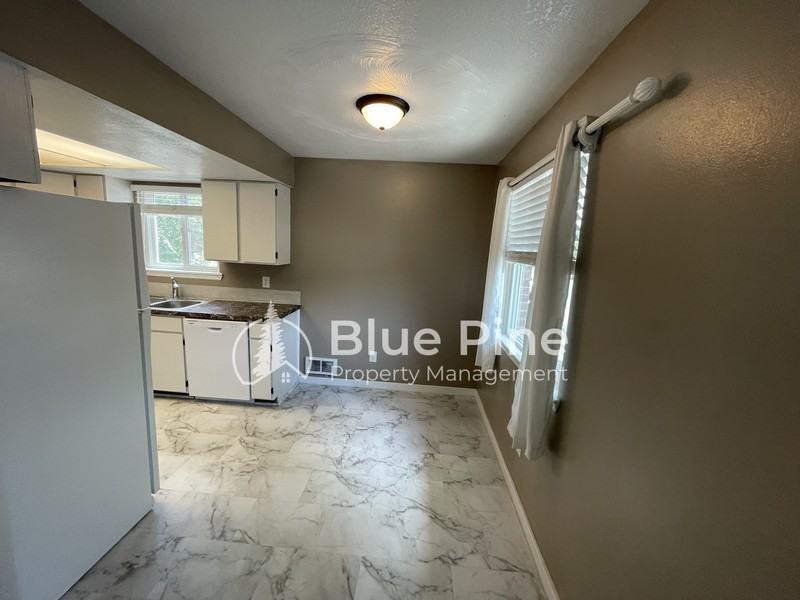 322 Fredregill Rd #2 - Photo 4 of 17