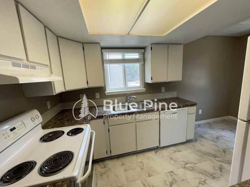 322 Fredregill Rd #2 - Photo 5 of 17