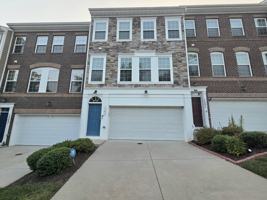 featured image of 1343 Gilmore St #1